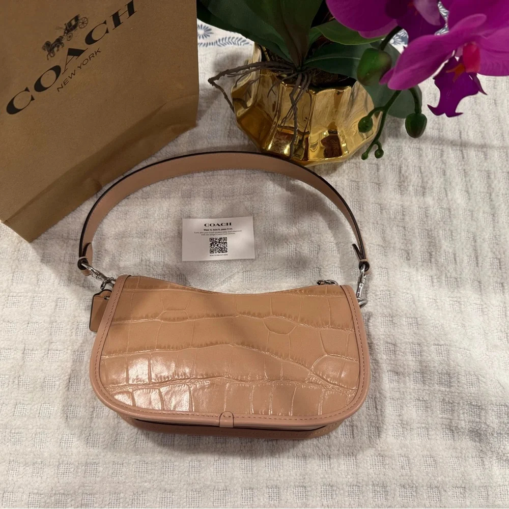 Coach Croc-Embossed Leather Swinger 20, BRAND NEW! - Picture 8 of 12